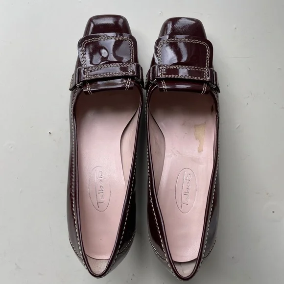 Talbots Heels - Picture 4 of 5